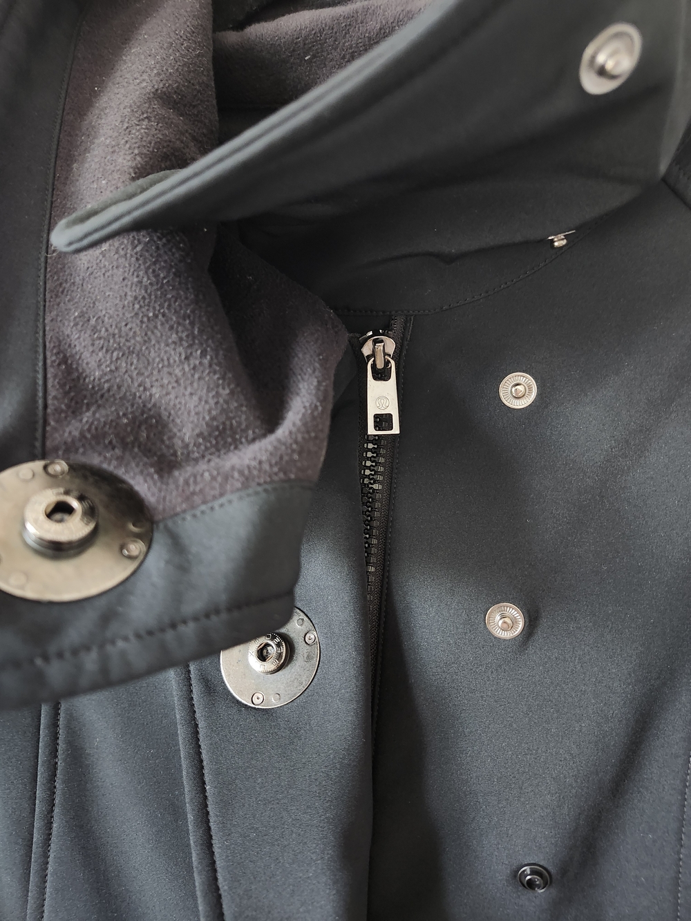 Lululemon Black Audrey Soft Shell Long Jacket Zipper & Snaps Pocket - Picture 12 of 15
